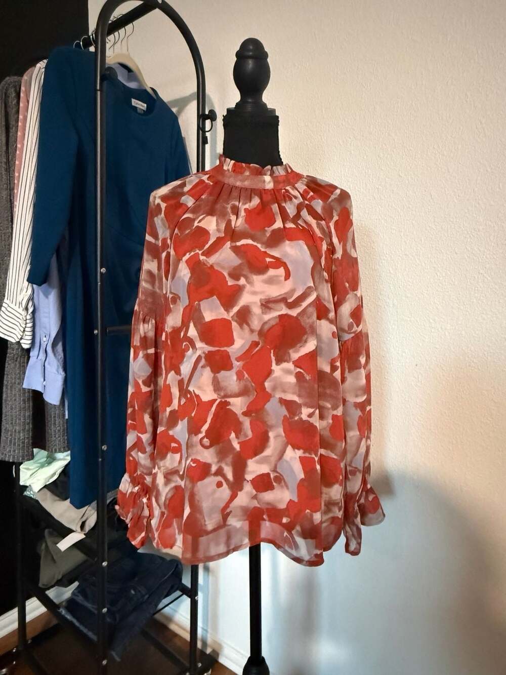 Jodifl Mock Neck Long Sleeve Graphic Print Blouse Size S